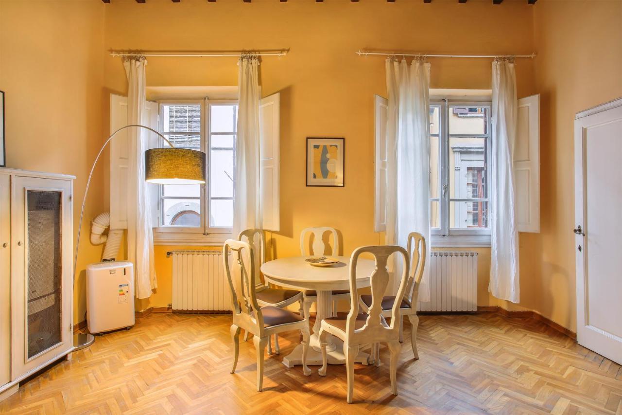 “Gem In Luxurious Street” Wi-Fi Apartment Florence Exterior photo