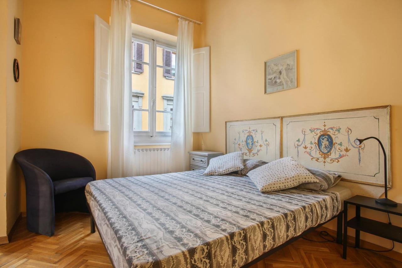 “Gem In Luxurious Street” Wi-Fi Apartment Florence Exterior photo